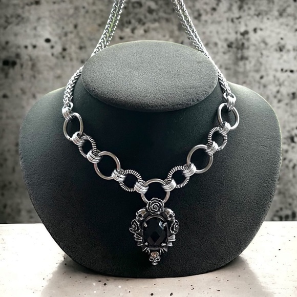 stainless steel necklace double wheat chain onyx stone rose & skull charm - Picture 3 of 13